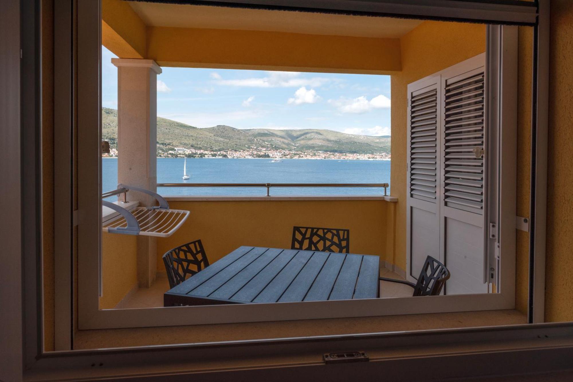Lavanda Residence With Heated Pool Trogir Split Donji Okrug  Exteriör bild