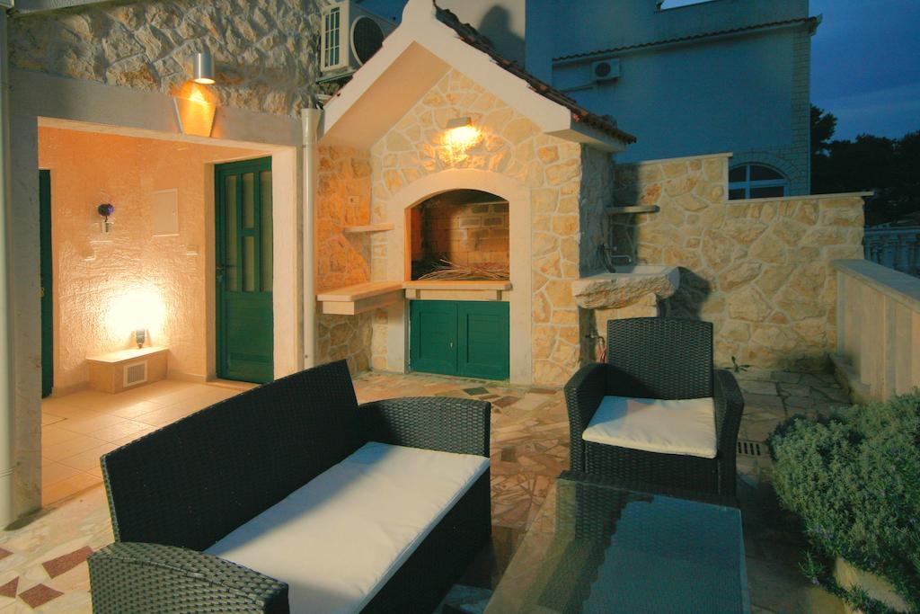 Lavanda Residence With Heated Pool Trogir Split Donji Okrug  Exteriör bild